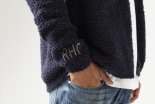 BAREFOOT DREAMS for RHC
Solid Pocket Cardigan