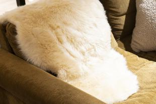 Bowron Sheepskin Rug