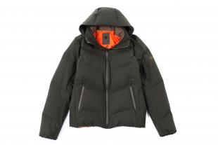 DESCENTE ALLTERRAIN×JOHN ELLIOTT
Down Jacket