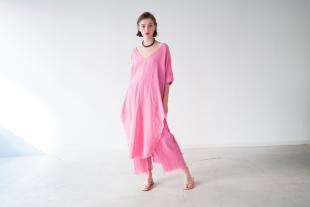 TAYLOR&ZANE&PAMELA
RHC Exclusive color“PINK”