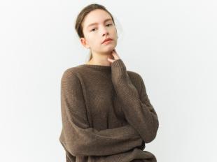 Wide Pullover Knit & Knit Skirt