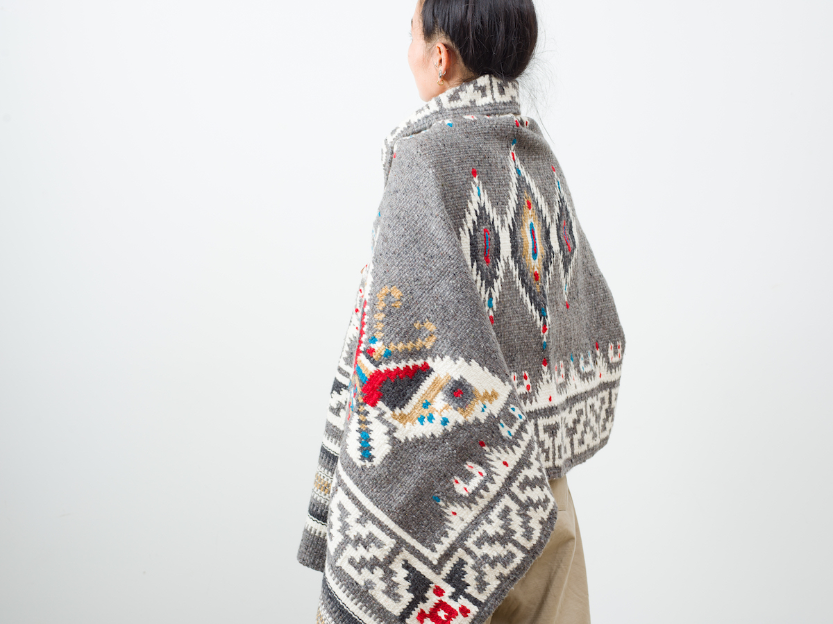 Merino Wool Blanket Poncho & Blanket Tote
RHC Ron Herman Toyosu Exclusive