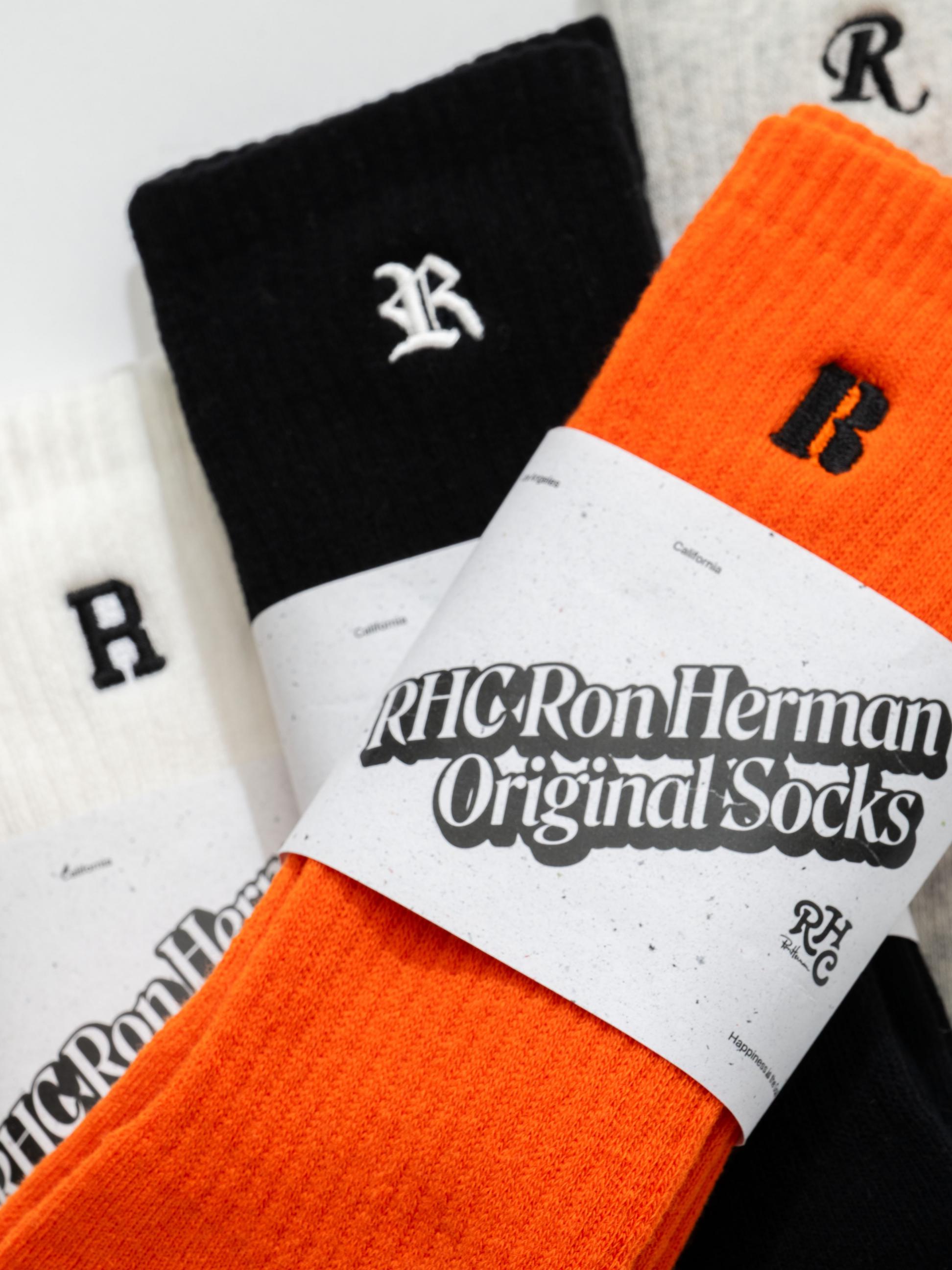 R LOGO SOCKS