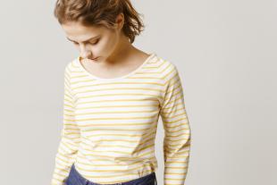 Stripe V neck Tee